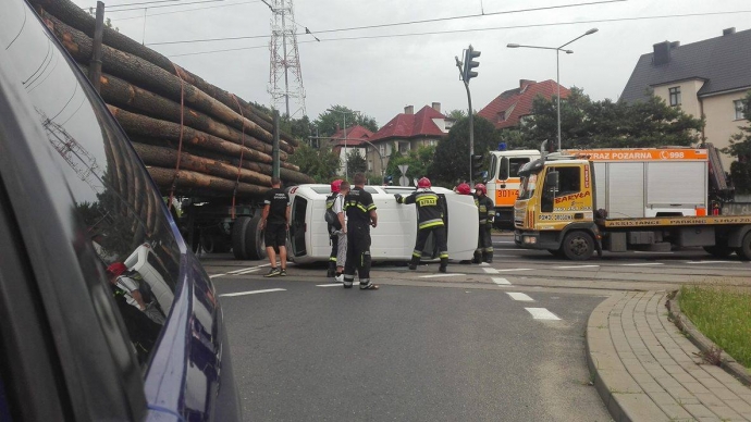 7/10 Zderzenie dwóch volkswagenów