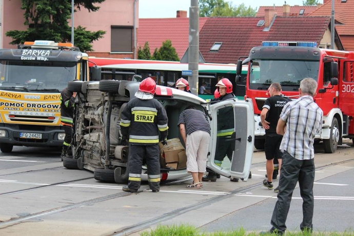 9/10 Zderzenie dwóch volkswagenów