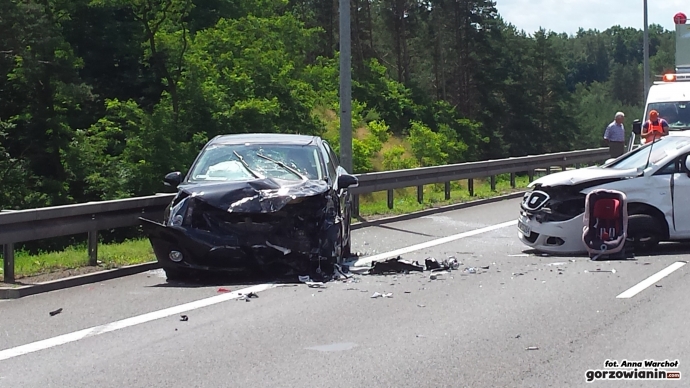 6/14 Poważny wypadek na S3