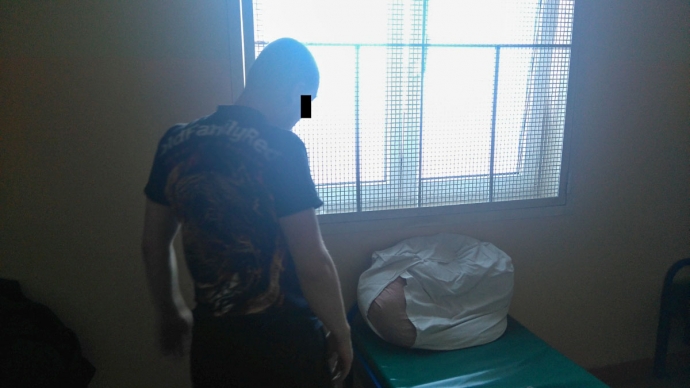 4/8 Pobili i wrzucili do stawu