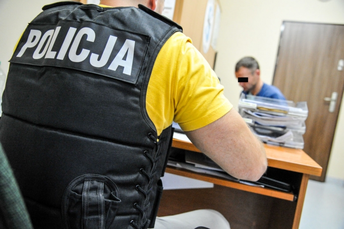 5/6 Zatrzymanie gwałciciela spod Rybakowa