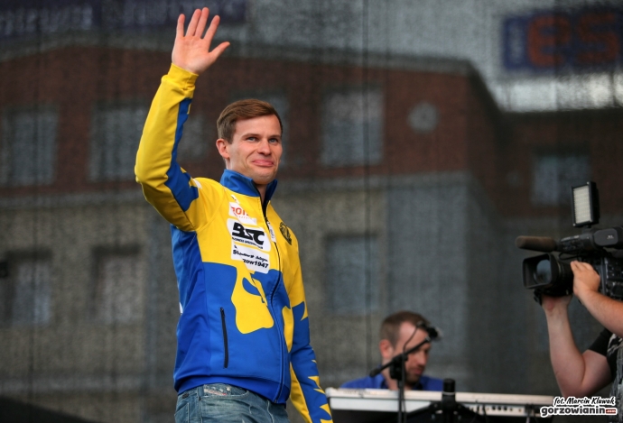 9/20 Mistrzowska Stal powitana na bulwarze