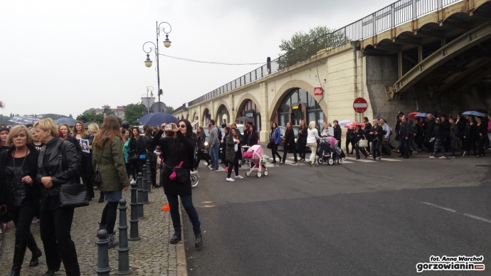 25/28 Czarny protest w Gorzowie