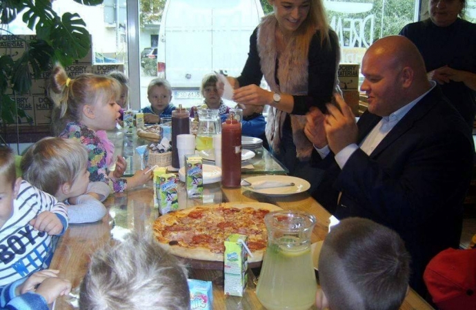 5/7 Niesamowite przyjęcie w Dream Burgerze 