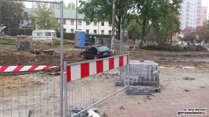 3/9 Corsa wjechała na plac budowy