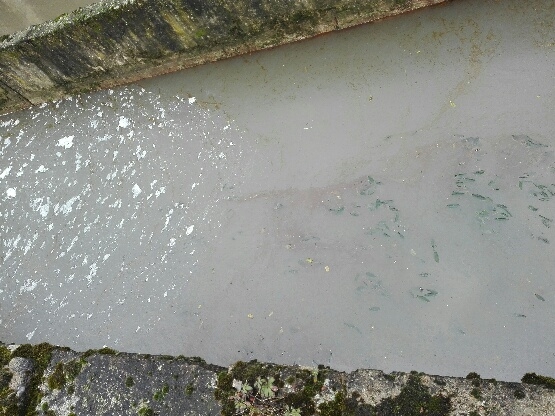 3/6 Wyciek substancji do Warty