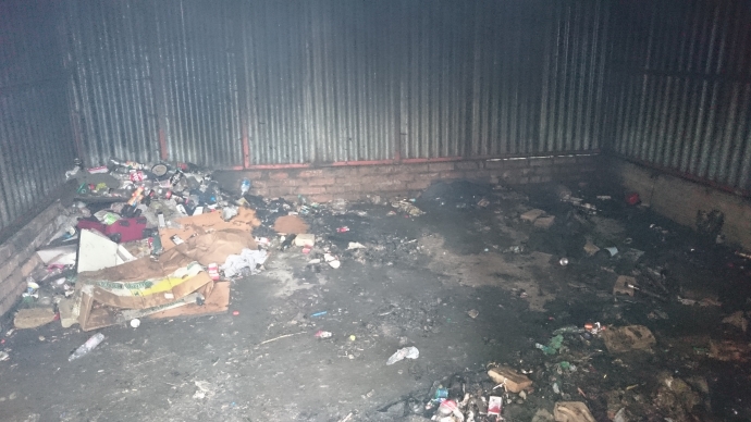 8/9 Pożar garaży na bulwarze