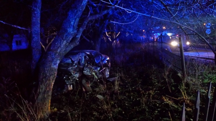 3/9 Policyjny pościg za mitsubishi