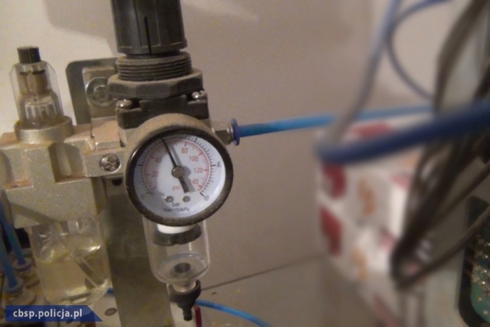 3/5 Nielegalna fabryka papierosów w Kłodawie