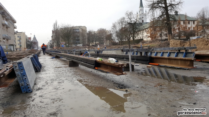 5/10 Budowa torowiska na Warszawskiej