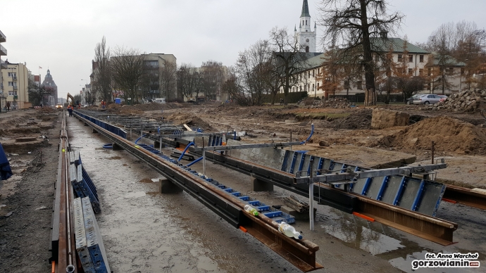 7/10 Budowa torowiska na Warszawskiej