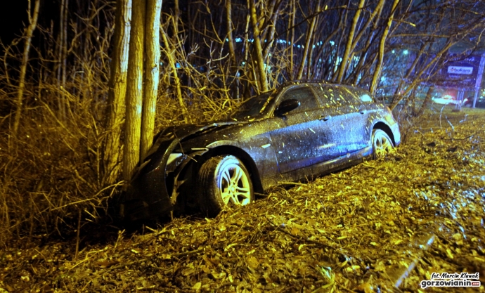 4/6 Zderzenie dwóch aut przy Słowiańskiej