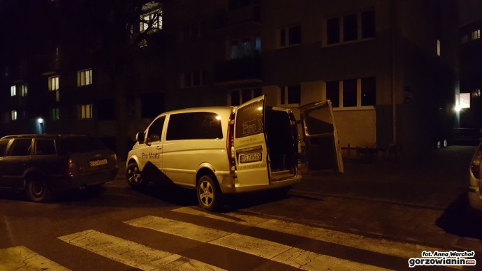 3/7 Zwłoki w mieszkaniu