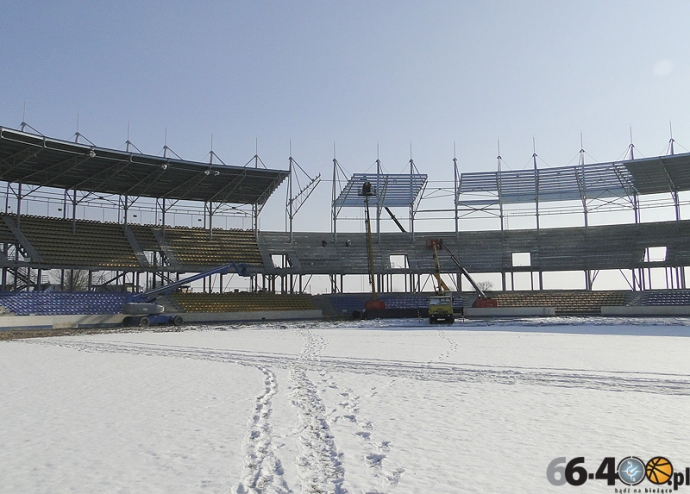 8/38 Przebudowa stadionu na dzień 21.02.2011r.