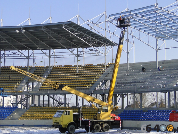 10/38 Przebudowa stadionu na dzień 21.02.2011r.
