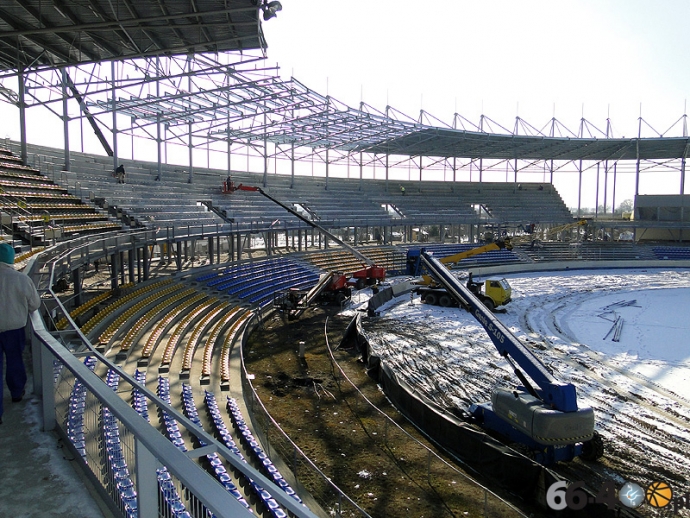 37/38 Przebudowa stadionu na dzień 21.02.2011r.