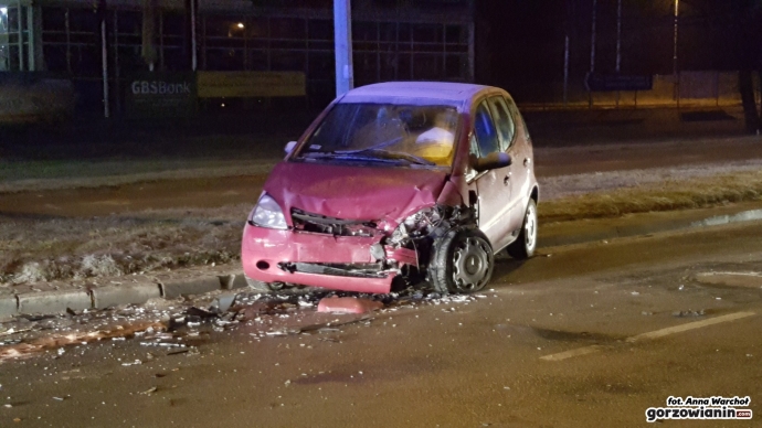 7/7 Wypadek z udziałem mercedesa i BMW