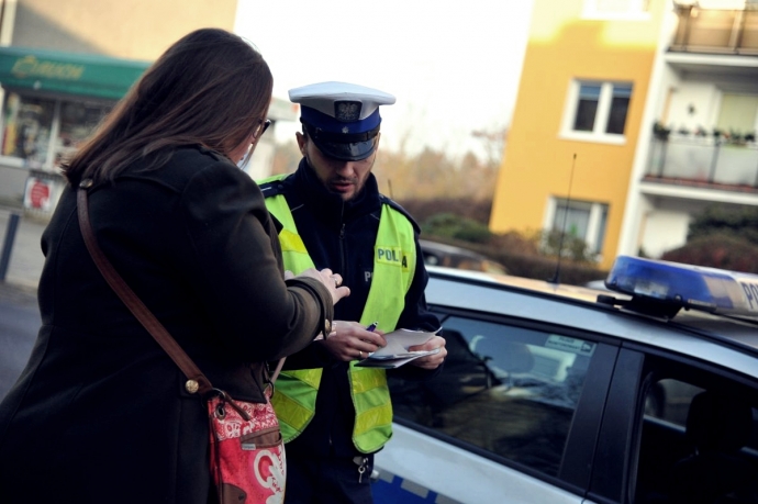 4/15 Piesi kontra kierowcy