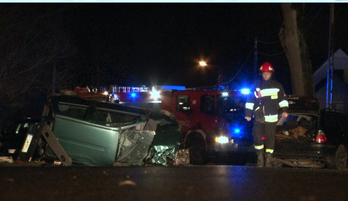 3/8 Czołówka BMW i renault