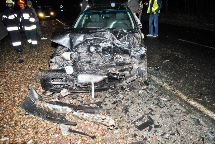 7/8 Czołówka BMW i renault