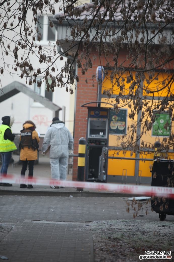5/10 Bankomat wyleciał w powietrze