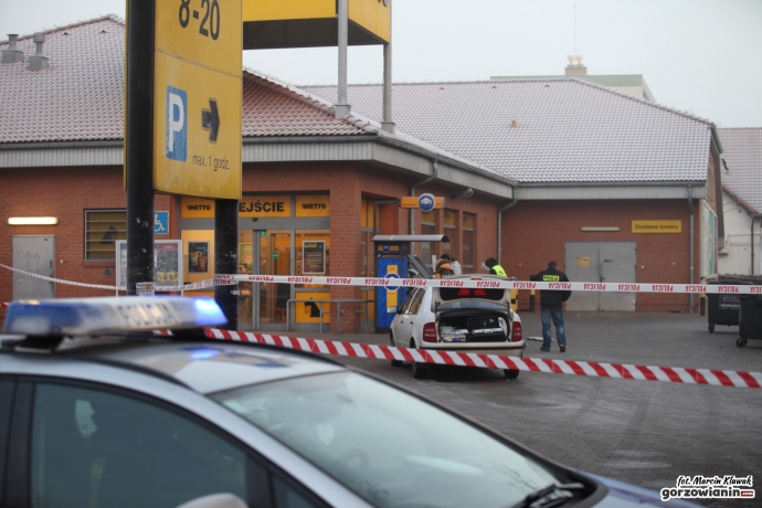 7/10 Bankomat wyleciał w powietrze