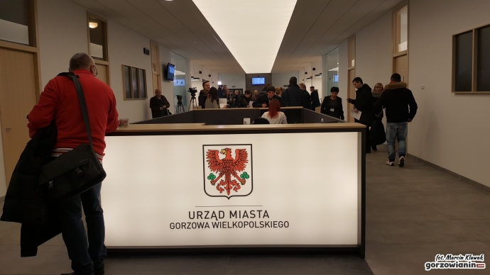 6/11 Sala obsługi klienta w Urzędzie Miasta