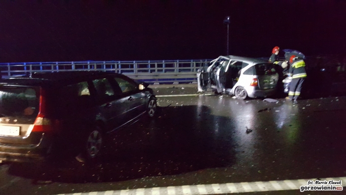 7/12 Zderzenie czterech aut na obwodnicy