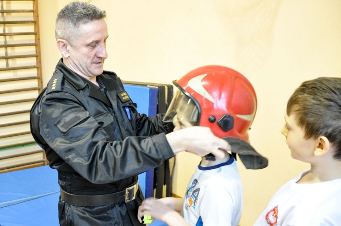 13/15 Jak ferie, to tylko bezpieczne