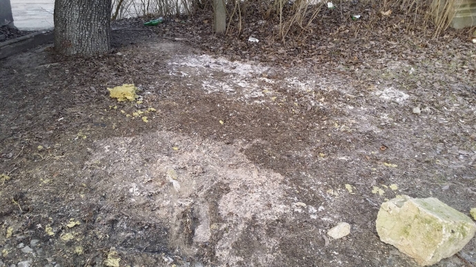 3/5 Fekalia lecą wprost do gleby