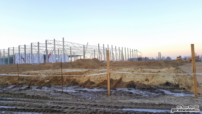 9/9 Budowa centrum logistycznego Biedronki