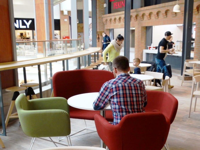 4/6 Nowa strefa restauracyjna w Galerii Askana