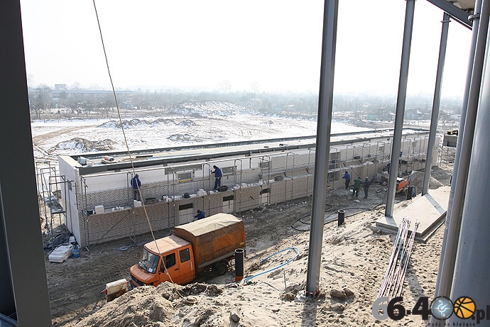 8/21 Przebudowa stadionu żużlowego - 28.02.2011r. oraz konferencja o nazwie dla stadionu.