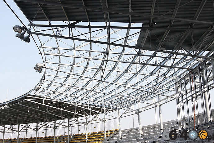 15/21 Przebudowa stadionu żużlowego - 28.02.2011r. oraz konferencja o nazwie dla stadionu.