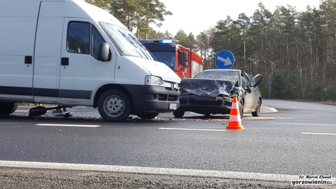 1/3 Zderzenie hondy z busem