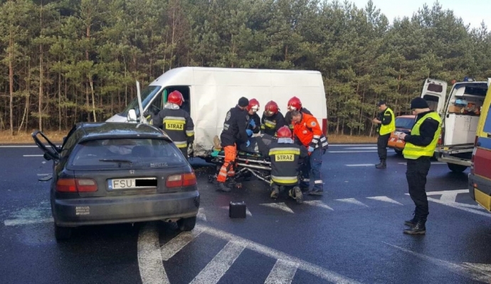 3/3 Zderzenie hondy z busem