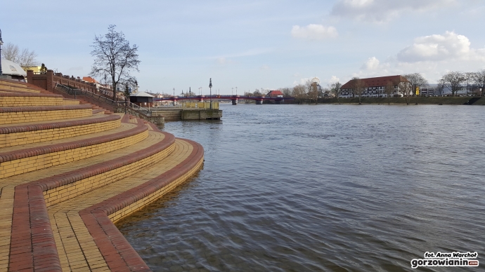 9/11 Zalana dolna część bulwaru