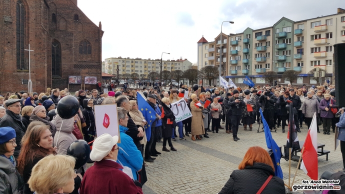 8/13 Czarny Dzień Kobiet w Gorzowie