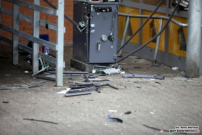 11/18 Bankomat wyleciał w powietrze