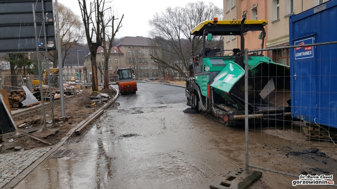 3/6 Asfalt na Borowskiego już wylany