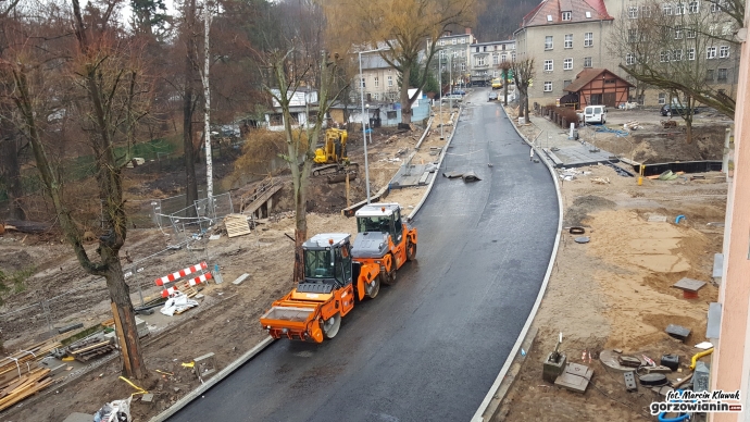6/6 Asfalt na Borowskiego już wylany