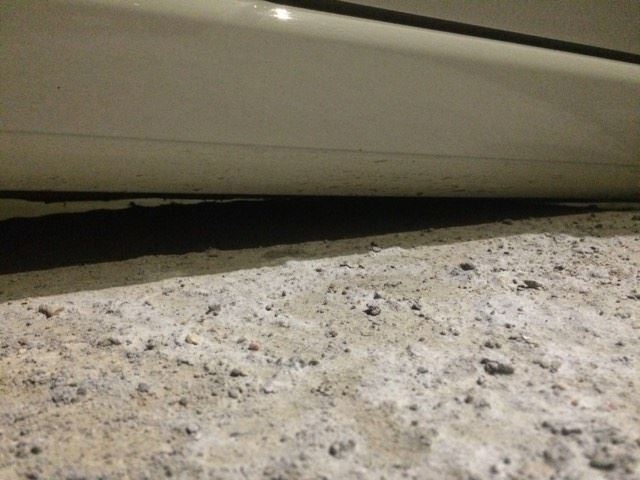 4/4 Fiat utknął na studzience