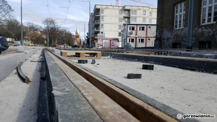 7/10 Prace przy Warszawskiej i Walczaka