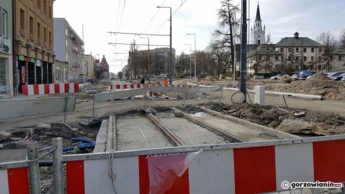 8/10 Prace przy Warszawskiej i Walczaka