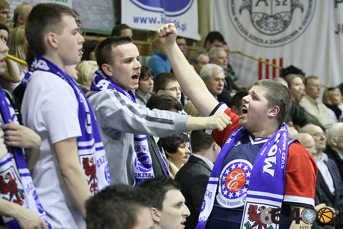 24/43 KSSSE AZS PWSZ Gorzów - Energa Toruń 78:52