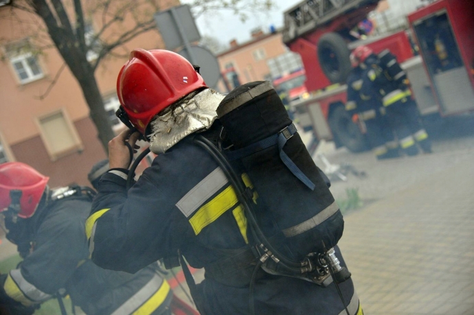 32/39 Desperat sterroryzował gorzowską uczelnię