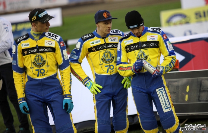 5/47 Stal wygrywa w Toruniu!