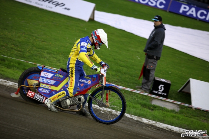 27/47 Stal wygrywa w Toruniu!