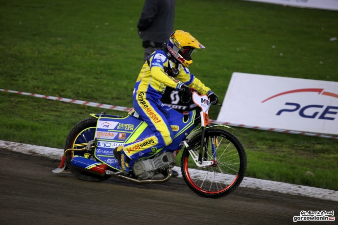 28/47 Stal wygrywa w Toruniu!