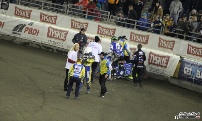 42/47 Stal wygrywa w Toruniu!